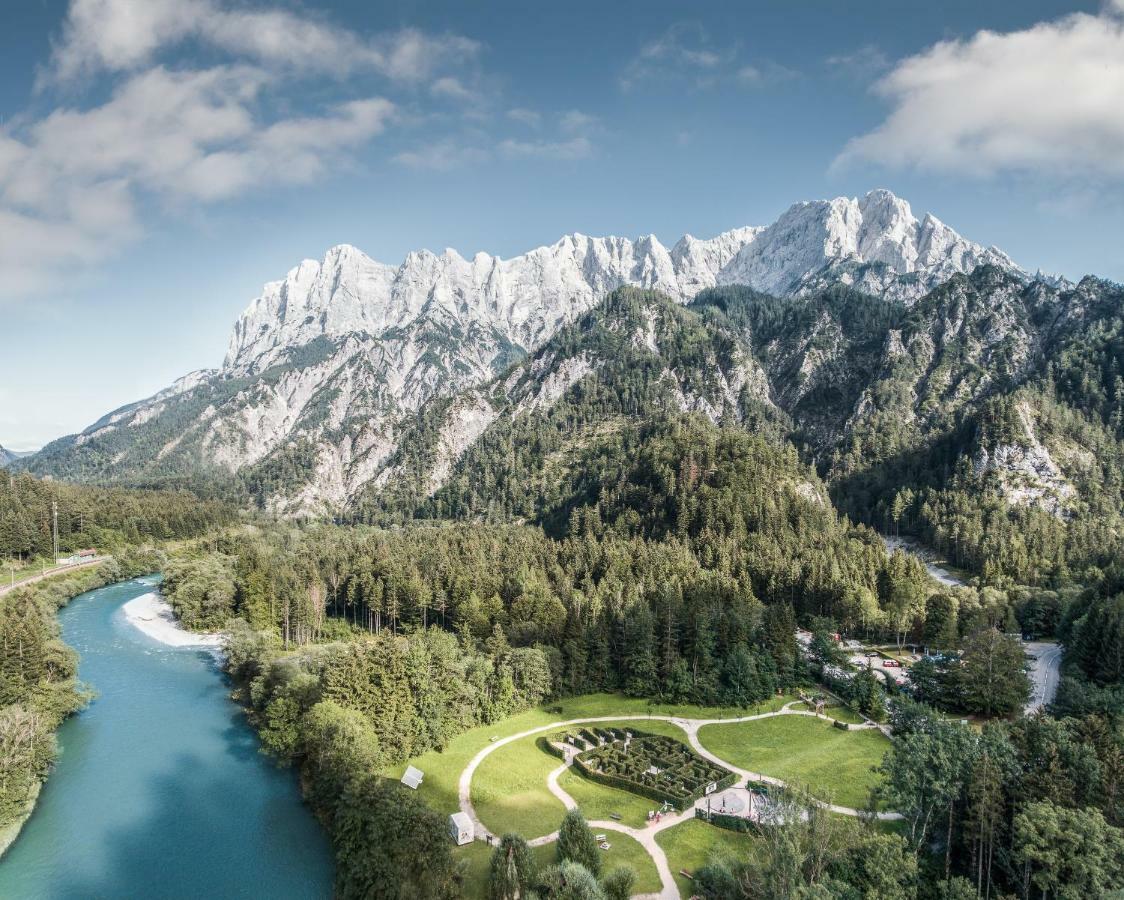 Gesaeuse-Lodge Gstatterboden Buitenkant foto